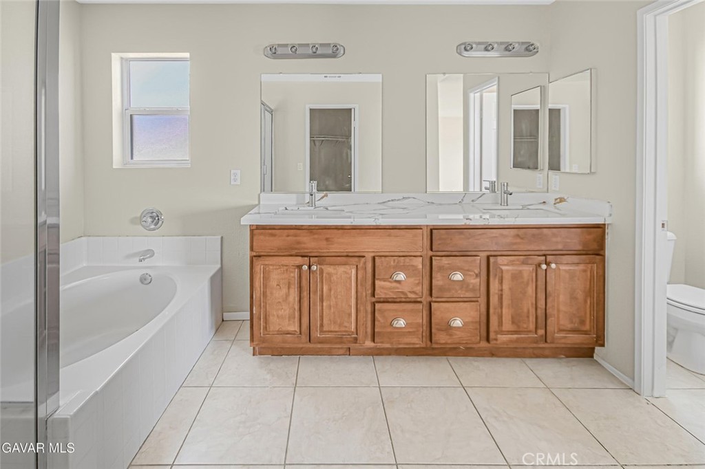 2116 Knollwood Court Court Property Photo 29