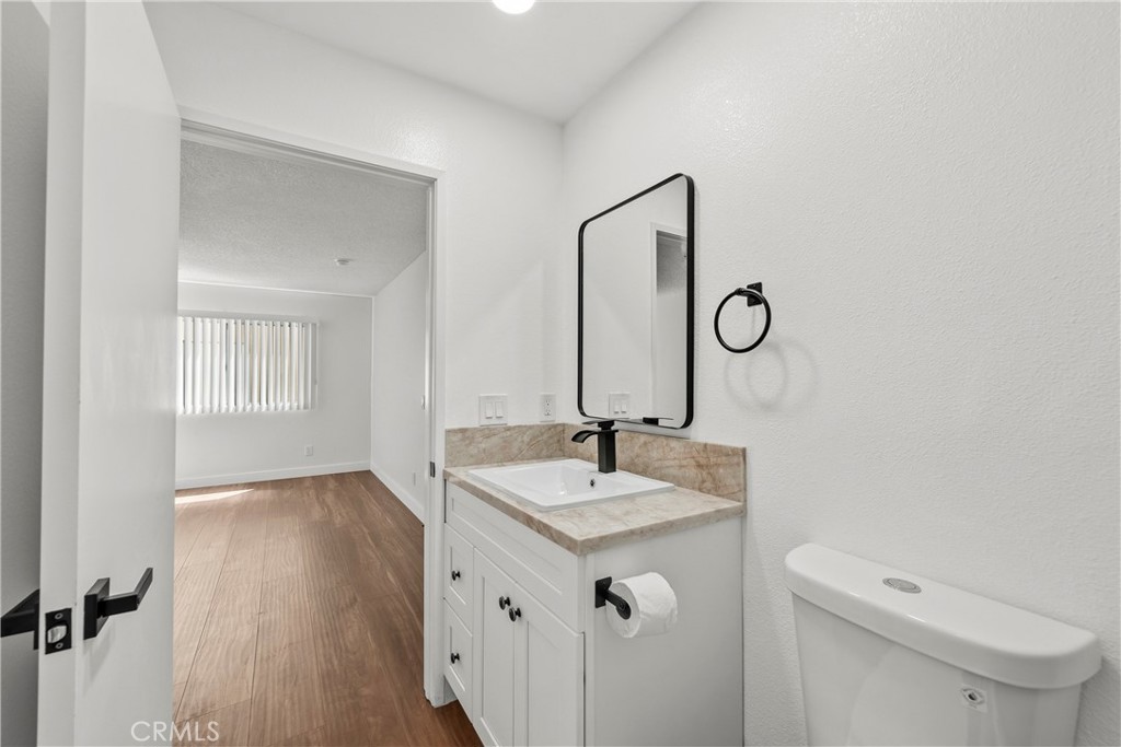 8800 Burnet Avenue 7 Property Photo 16