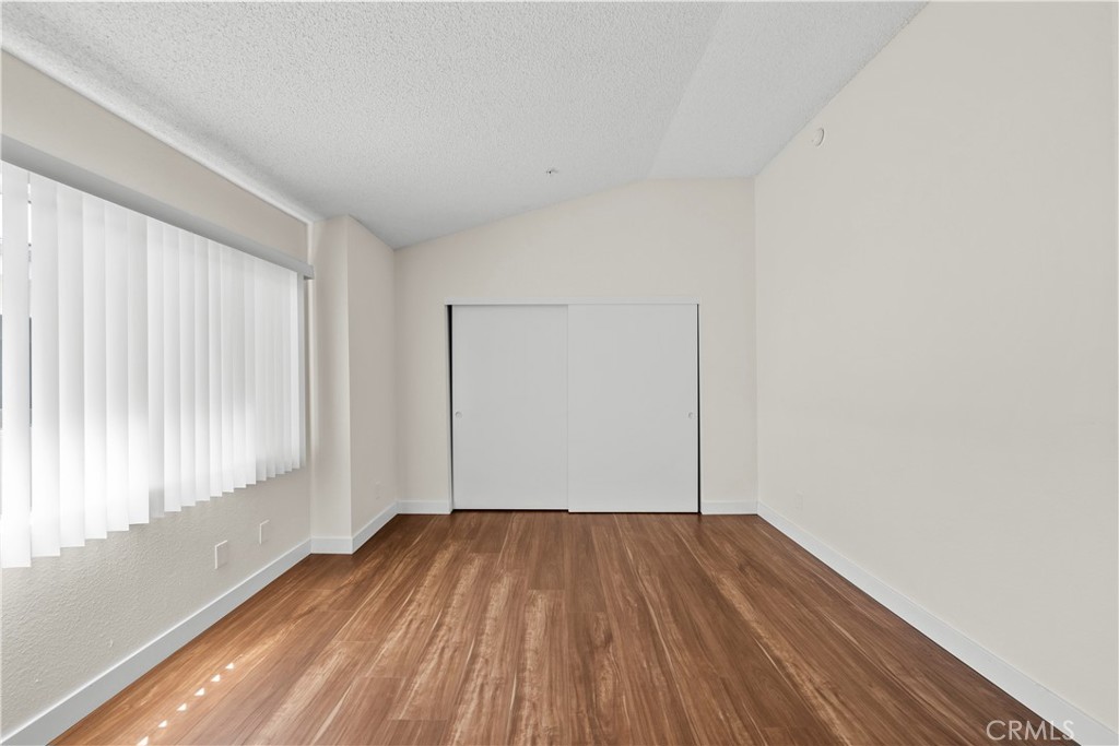 8800 Burnet Avenue 7 Property Photo 20
