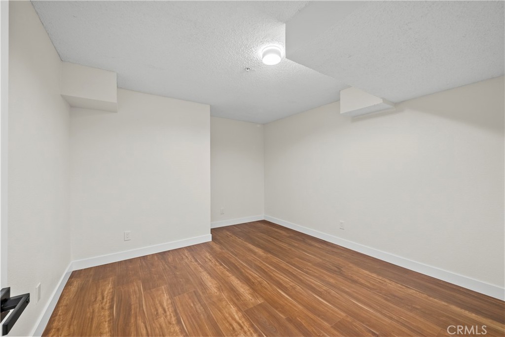 8800 Burnet Avenue 7 Property Photo 27
