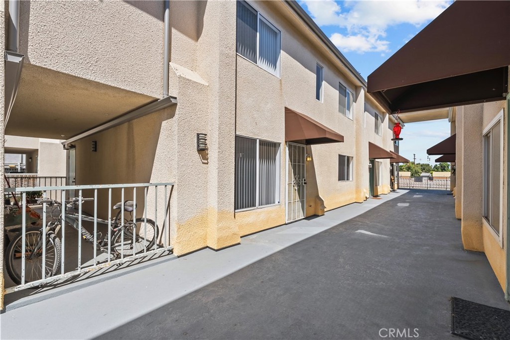 8800 Burnet Avenue 7 Property Photo 32