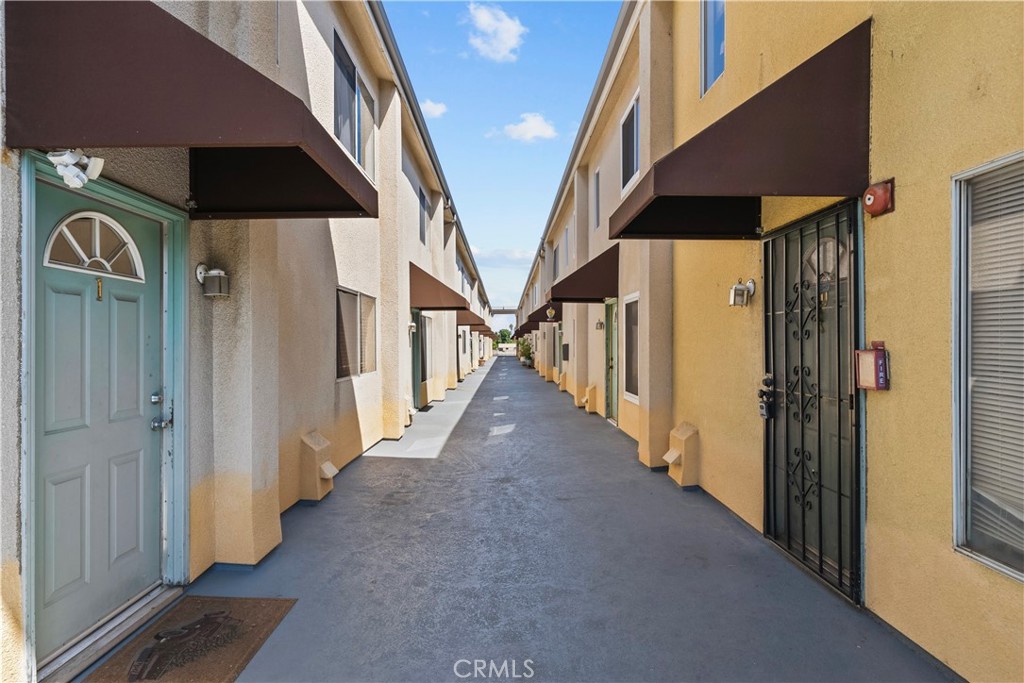 8800 Burnet Avenue 7 Property Photo 35