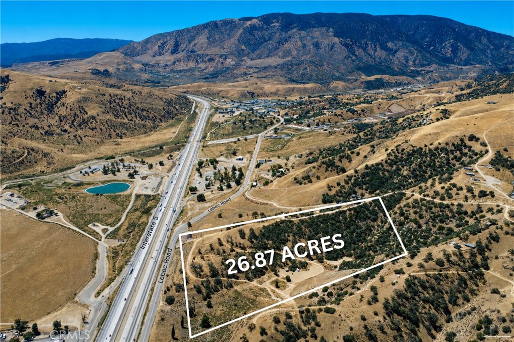 1588 Ridge Route Drive Property Photo 7