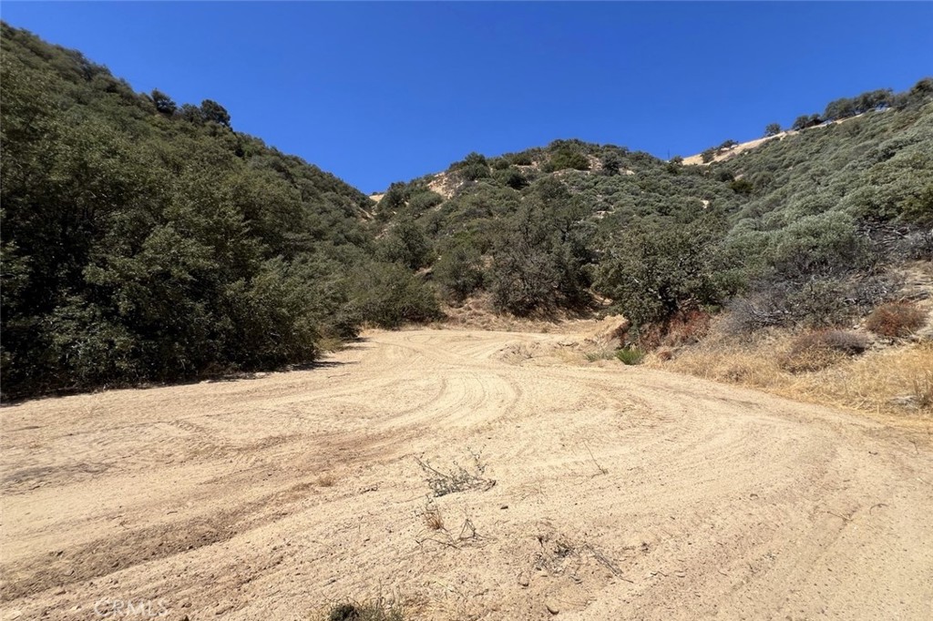 1588 Ridge Route Drive Property Photo 17