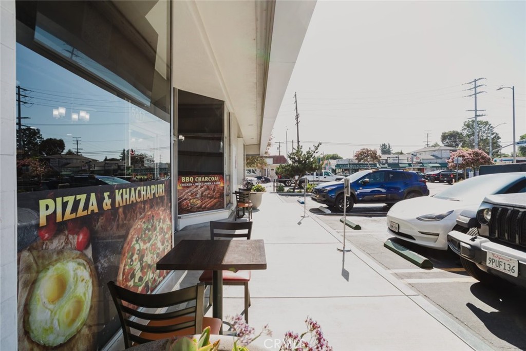 5217 Laurel Canyon Boulevard Property Photo 40