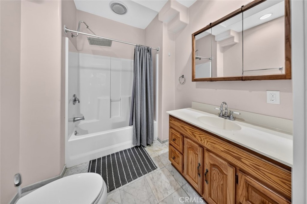 12817 Mineola Street Property Photo 27