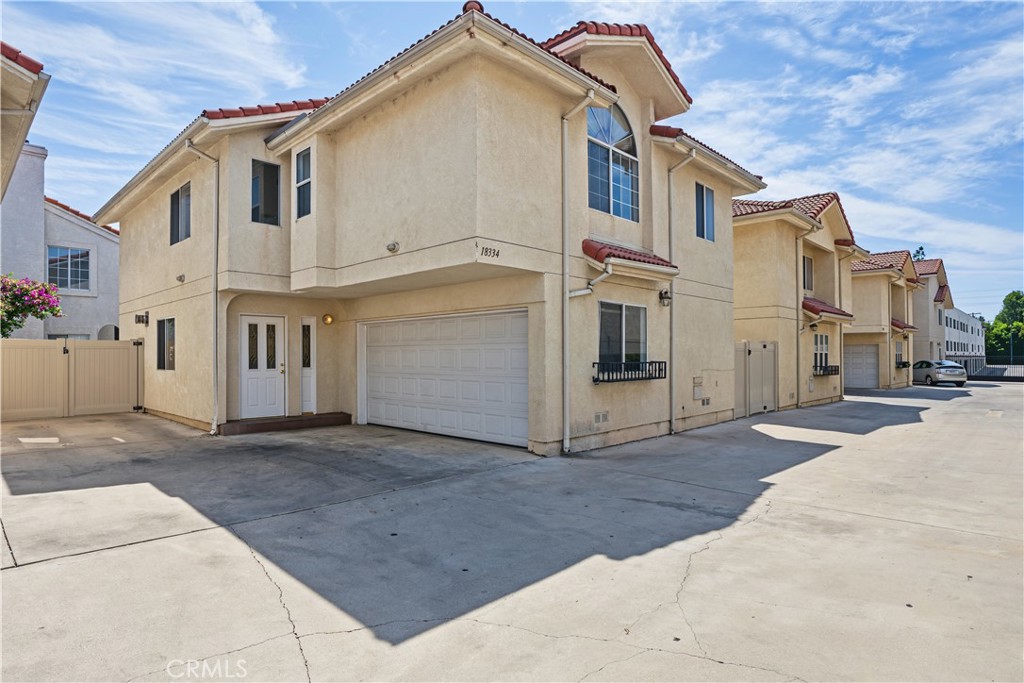 18334 Keswick St. Property Photo 1