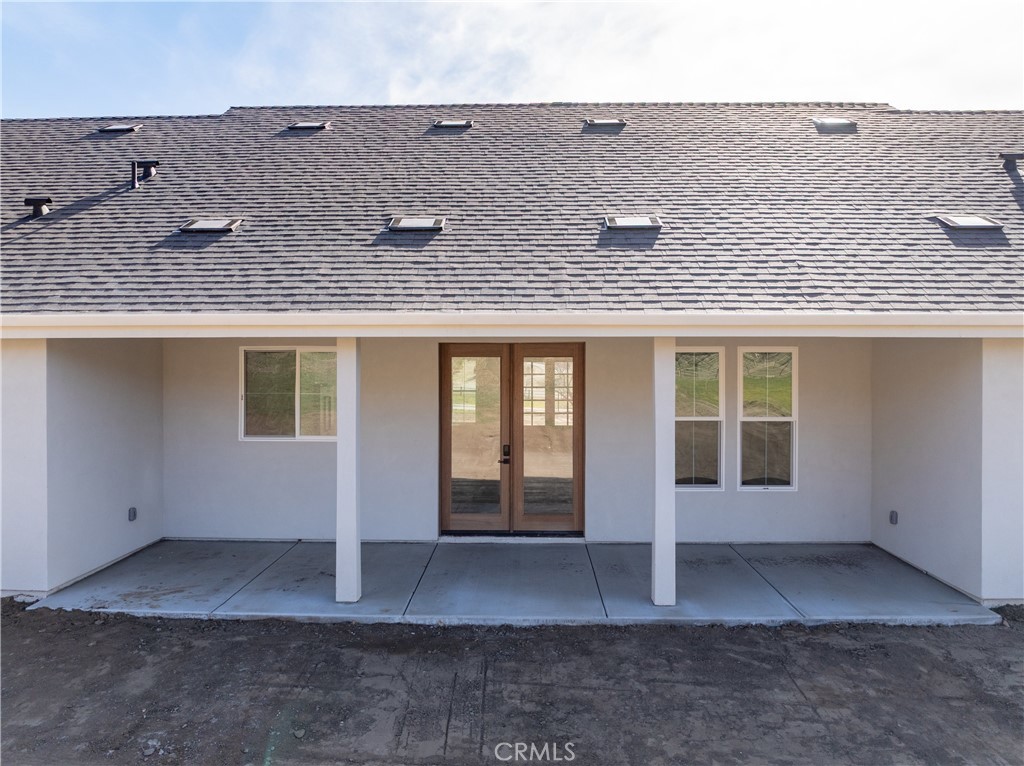 24401 Oaktree Court Property Photo 28