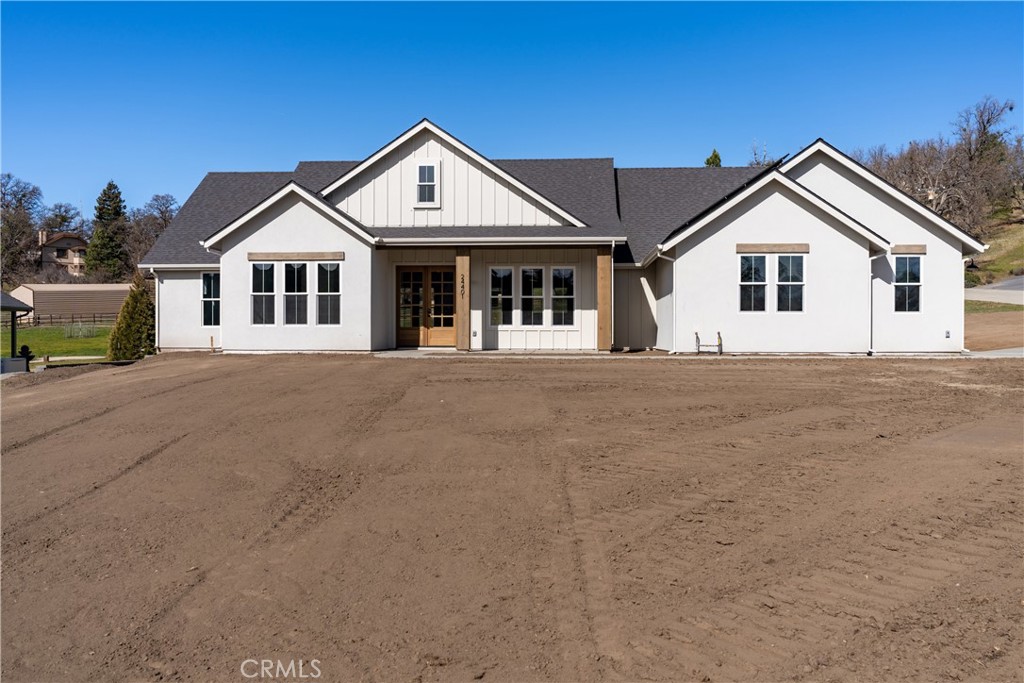 24401 Oaktree Court Property Photo 40