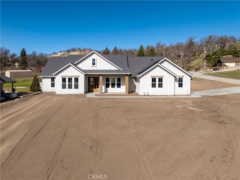 24401 Oaktree Court Property Photo 41