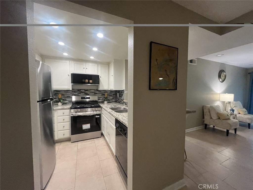7800 Topanga Canyon 112 Property Photo 8