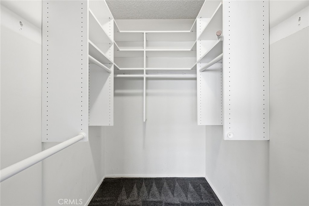 16012 Moorpark 302a Property Photo 27