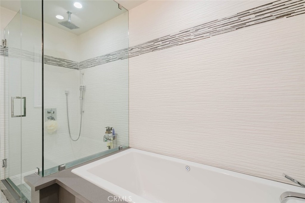 17451 Osborne Street Property Photo 22