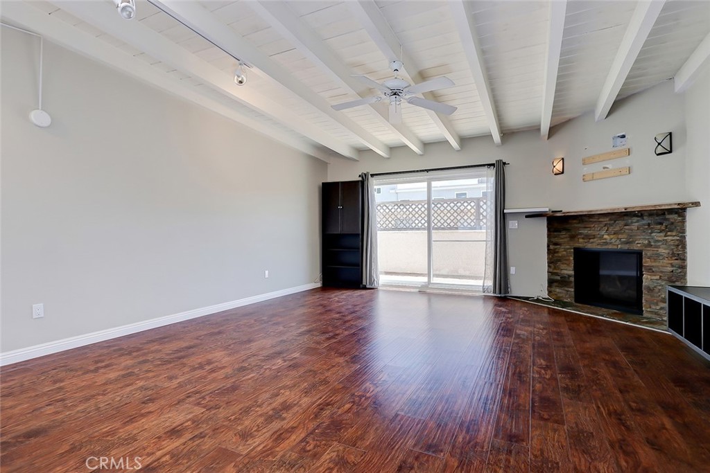 2219 Curtis C Property Photo 2
