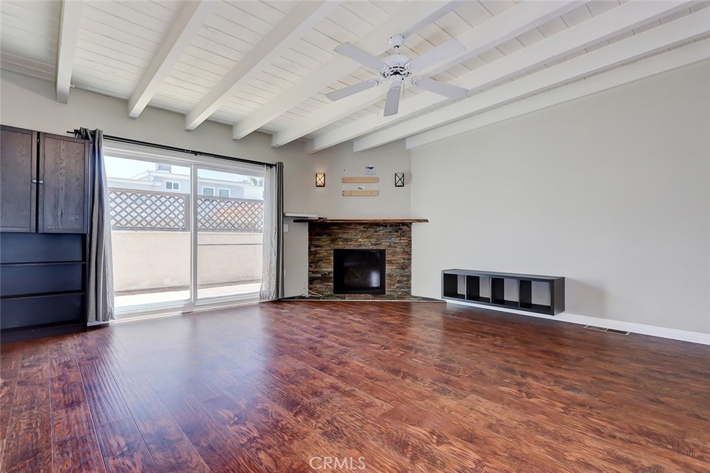 2219 Curtis C Property Photo 3