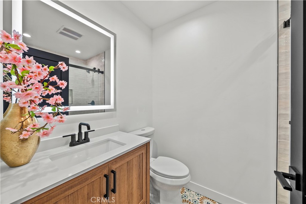 6916 Bianca Property Photo 29