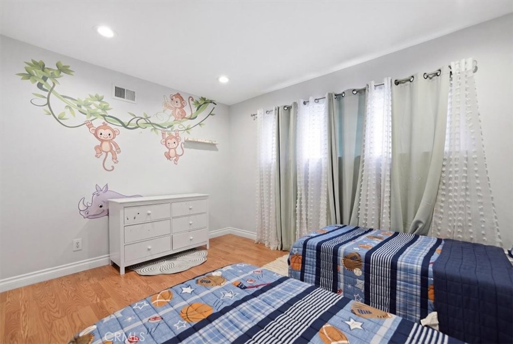 9533 Frankirst Property Photo 14