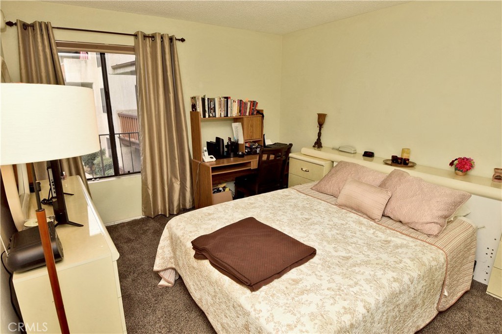 15155 Sherman Way 37 Property Photo 15