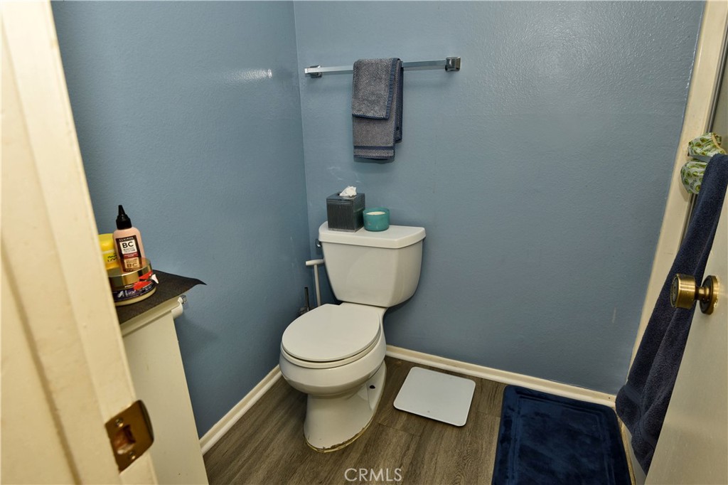 15155 Sherman Way 37 Property Photo 22