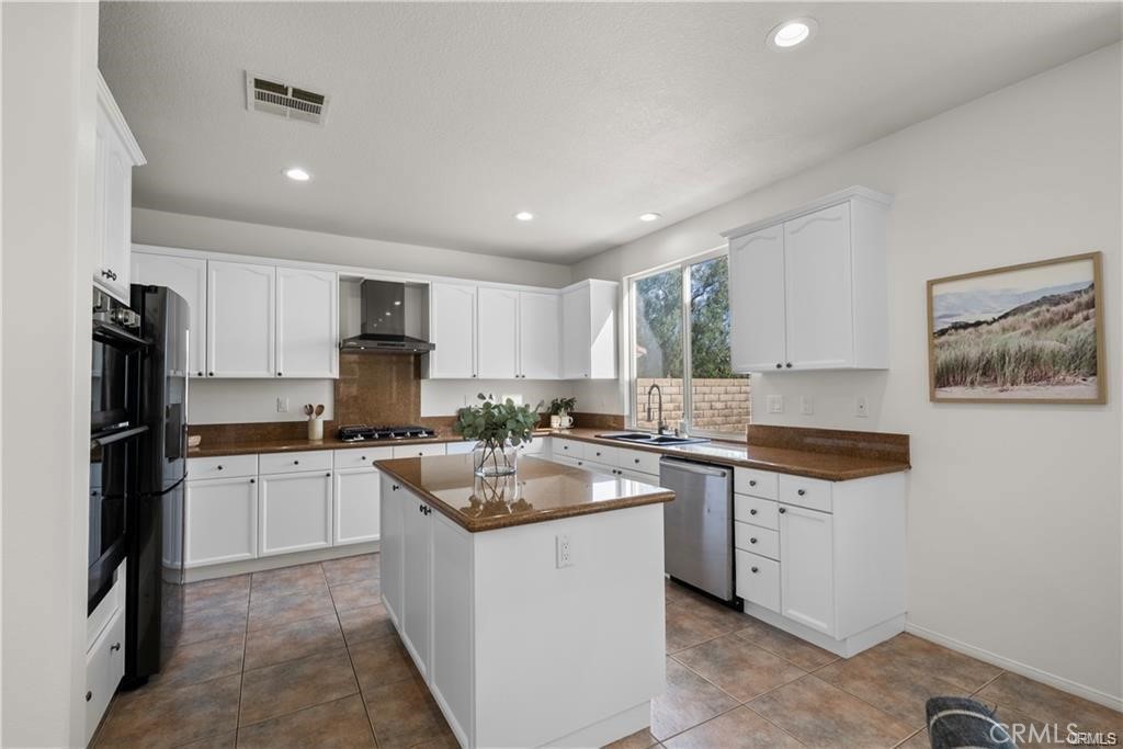 29052 Madrid Place Property Photo 44