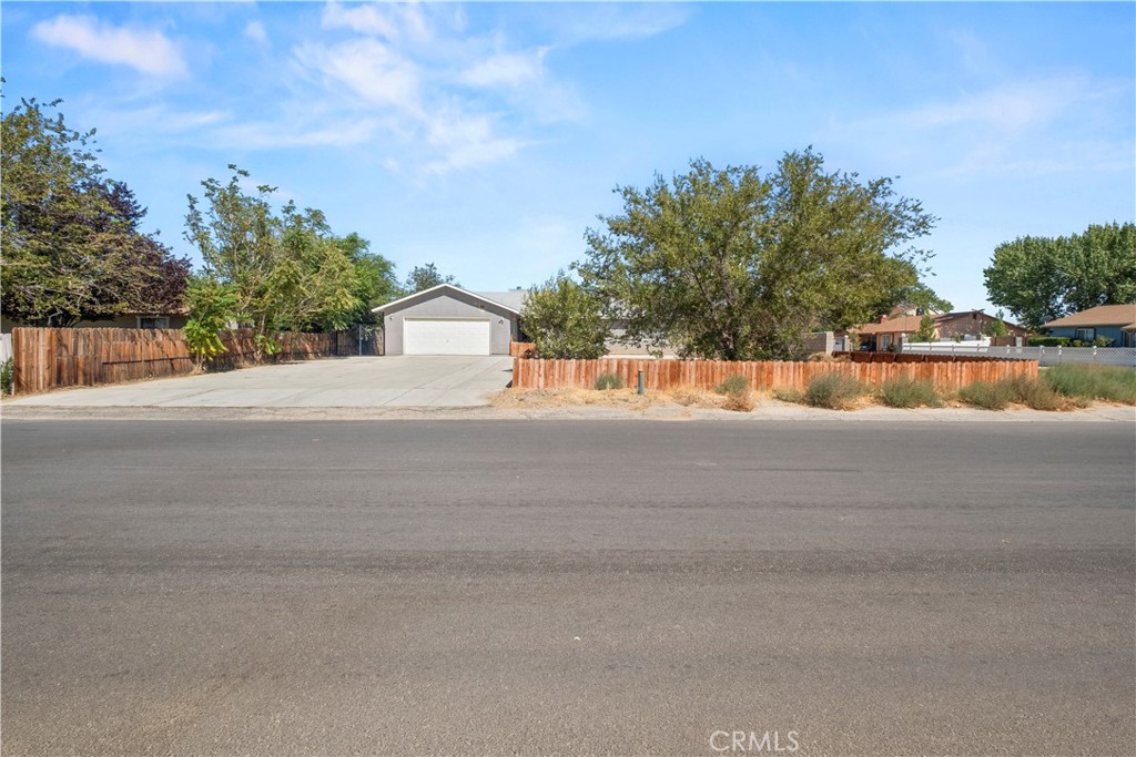 40904 168th E Property Photo 1