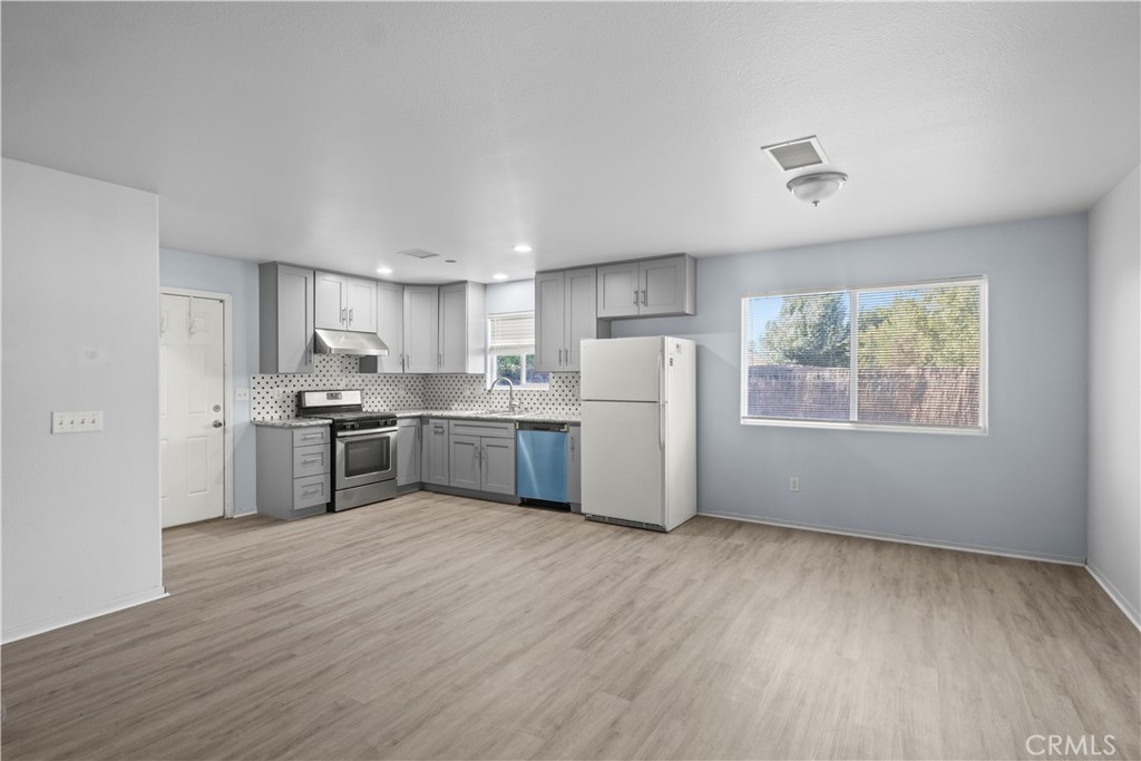 40904 168th E Property Photo 7