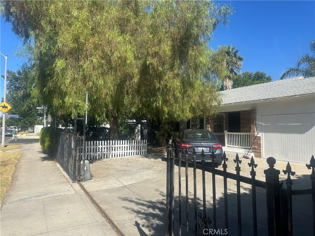 20957 Community Property Photo 1