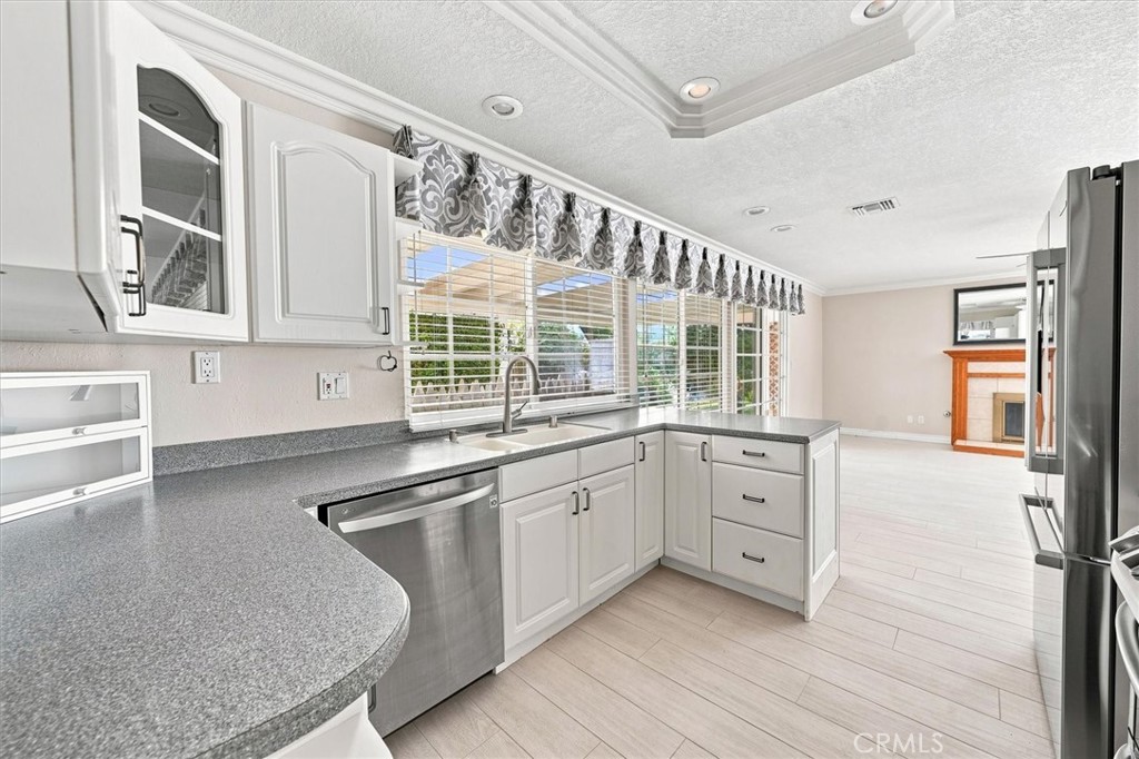 24254 Undine Property Photo 10