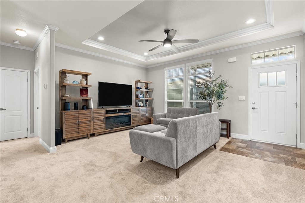 15455 Glenoaks Boulevard 575 Property Photo 13