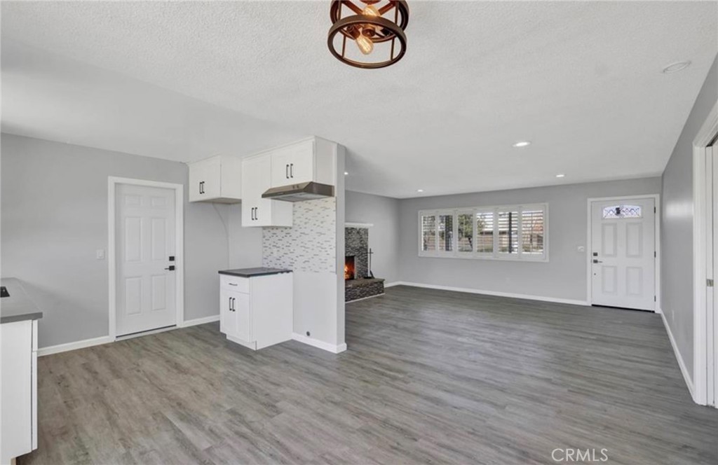 9110 G Property Photo 6