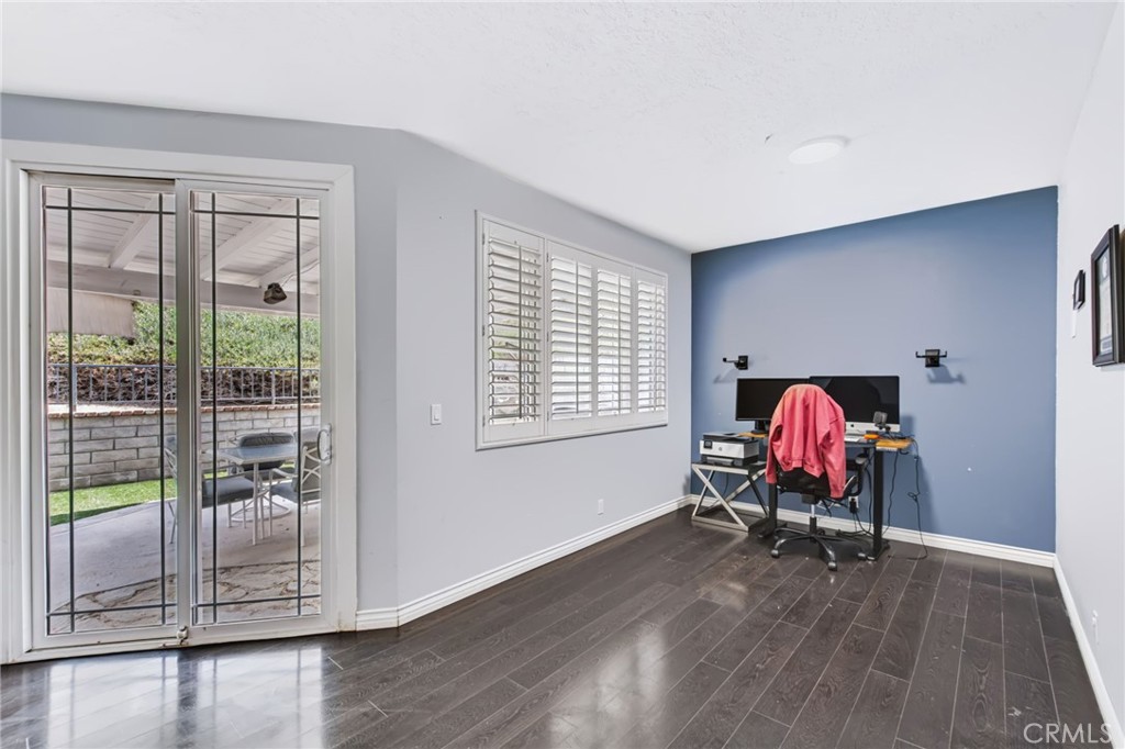28454 Evergreen Property Photo 5