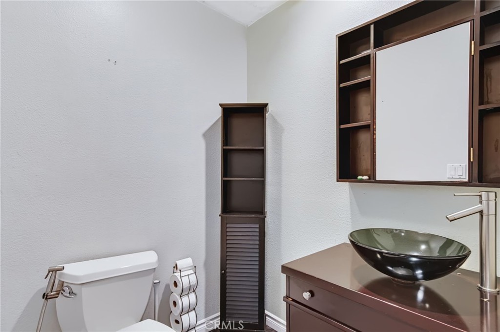 28454 Evergreen Property Photo 10