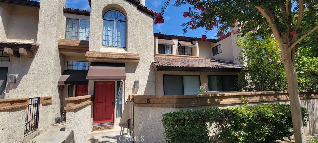 15 Rock Cliff Place Property Photo 1