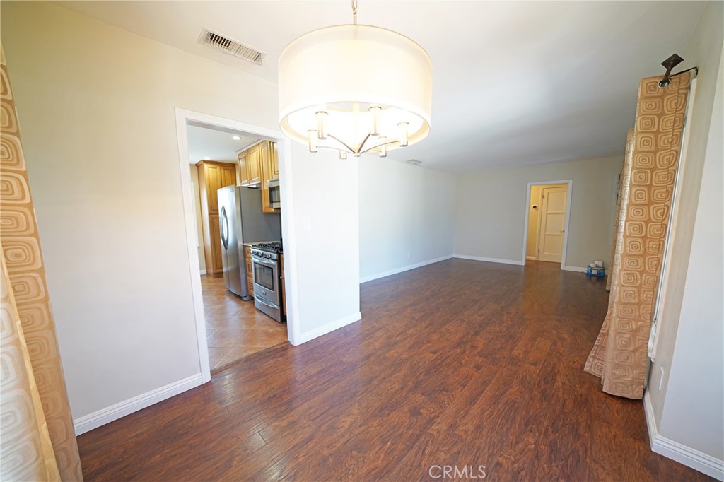 11252 Delano Property Photo 13