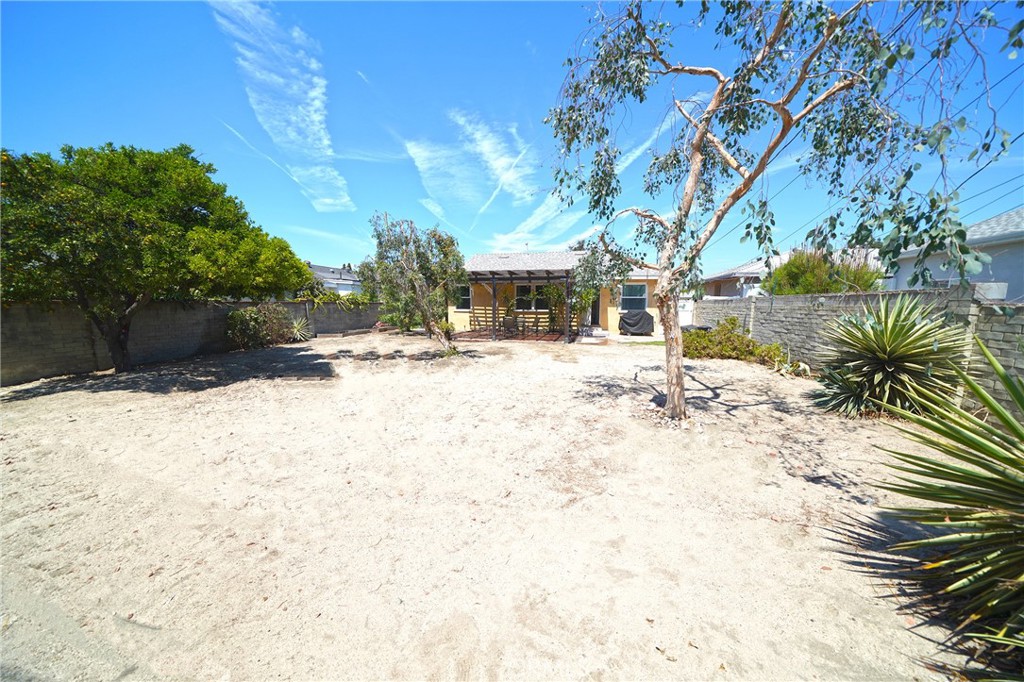 11252 Delano Property Photo 14