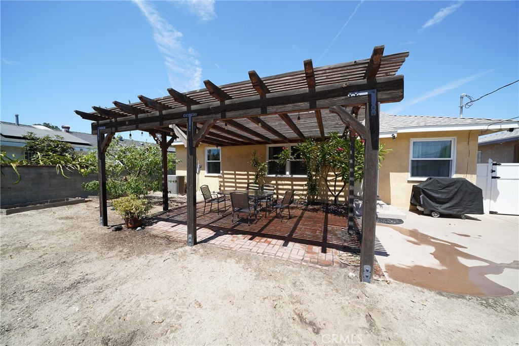 11252 Delano Property Photo 15