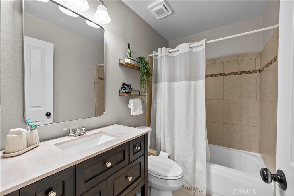 27631 Buckskin Property Photo 16