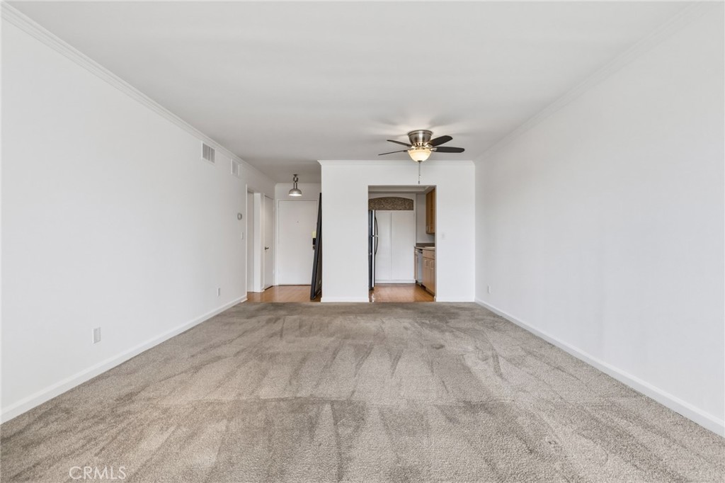 12720 Burbank Boulevard 205 Property Photo 9