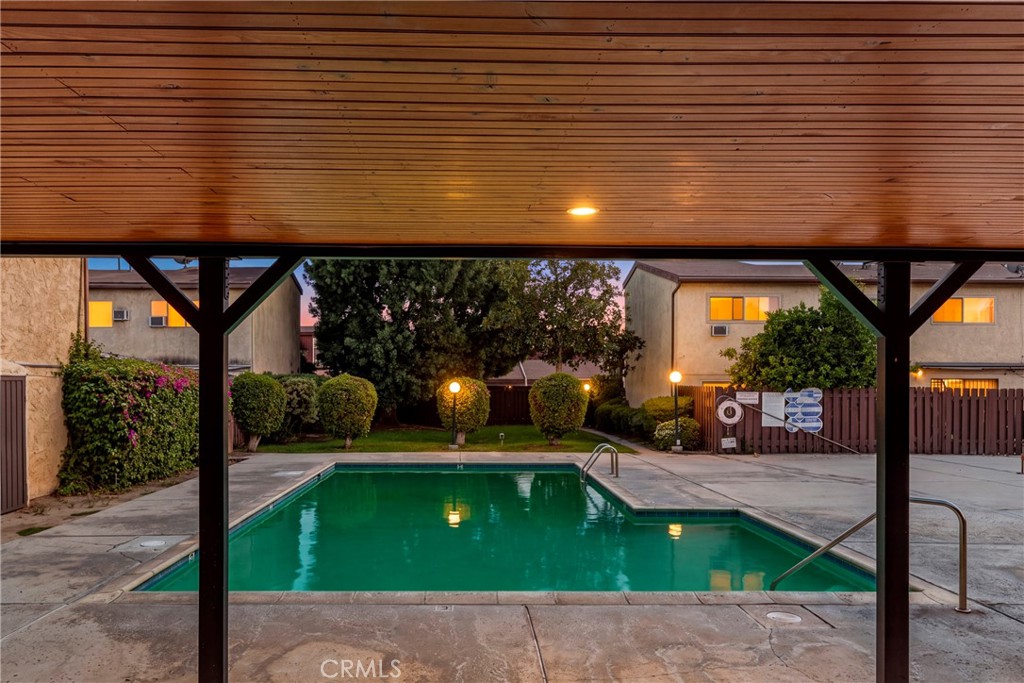 10950 Saticoy 20 Property Photo 3