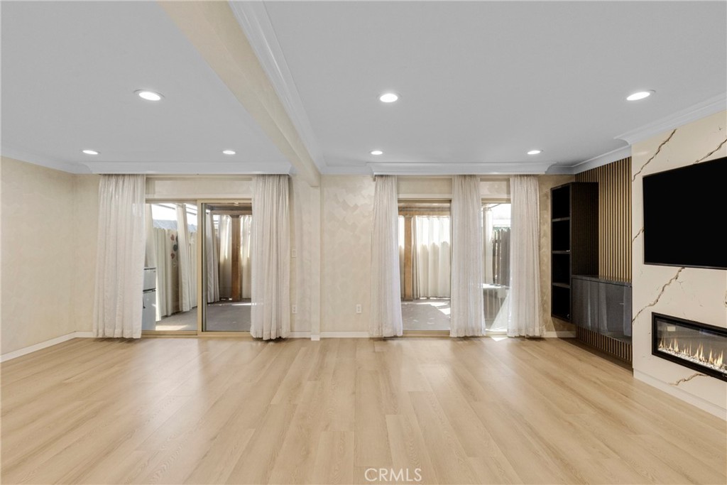 10950 Saticoy 20 Property Photo 8