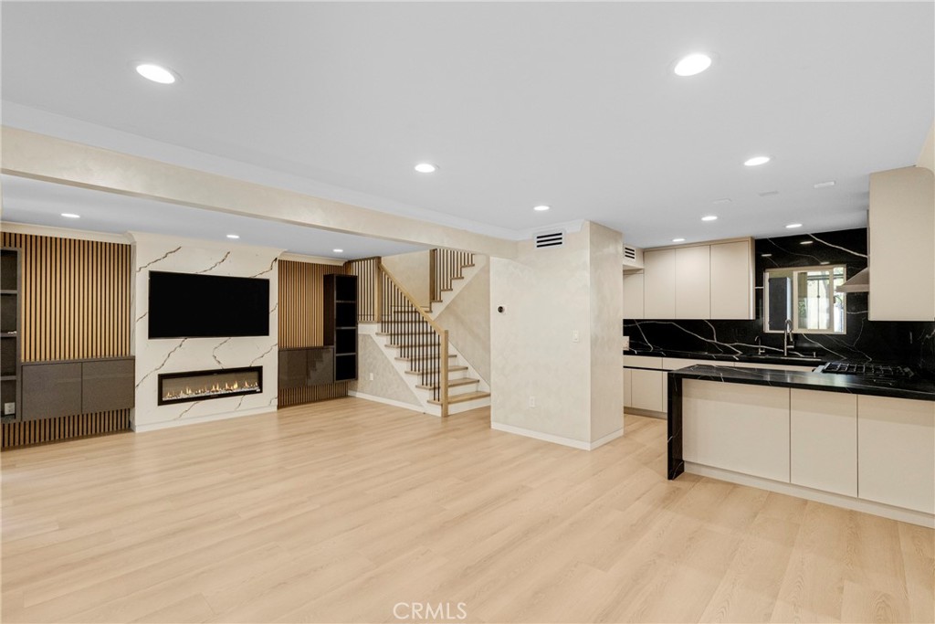 10950 Saticoy 20 Property Photo 10