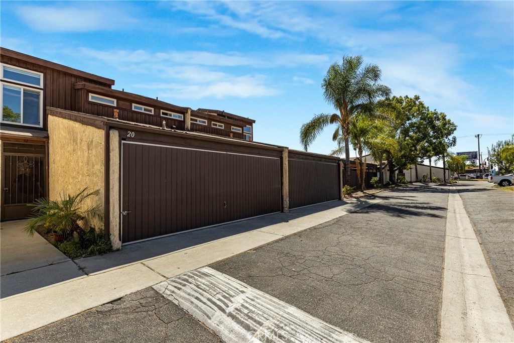 10950 Saticoy 20 Property Photo 26
