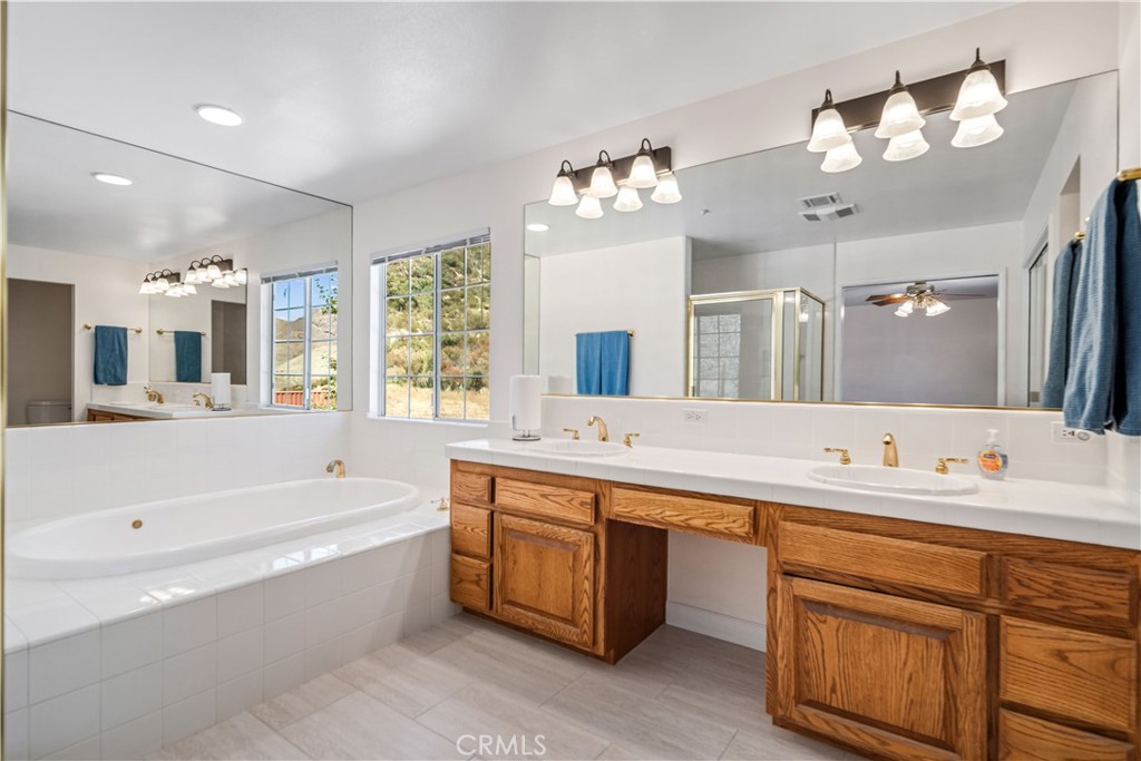 28625 Bootlegger Canyon Road Property Photo 32