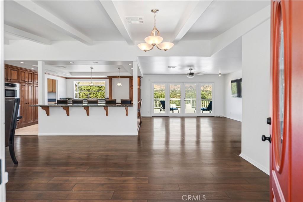 6076 Valley Sage Road Property Photo 9