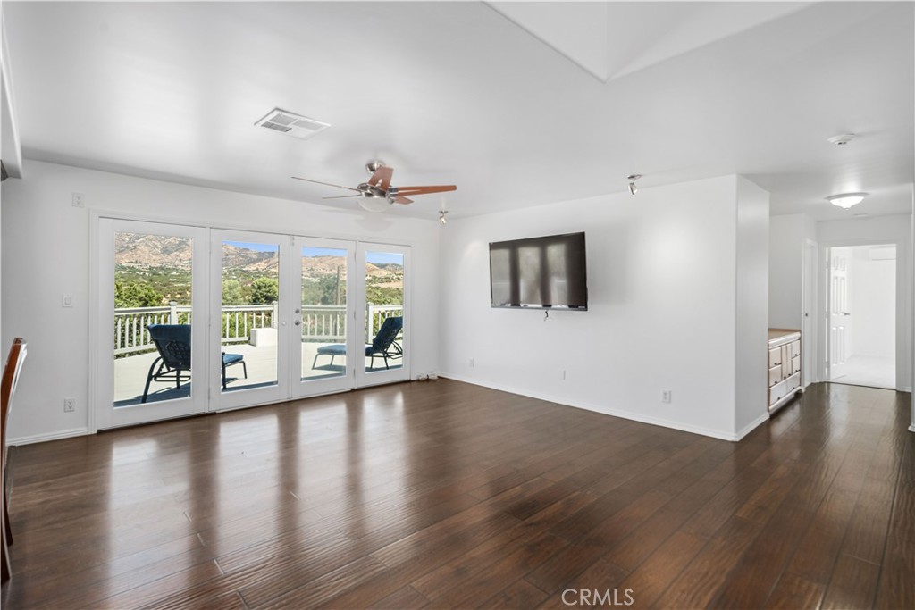 6076 Valley Sage Road Property Photo 11