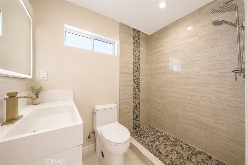 19930 Hatton Street Property Photo 20