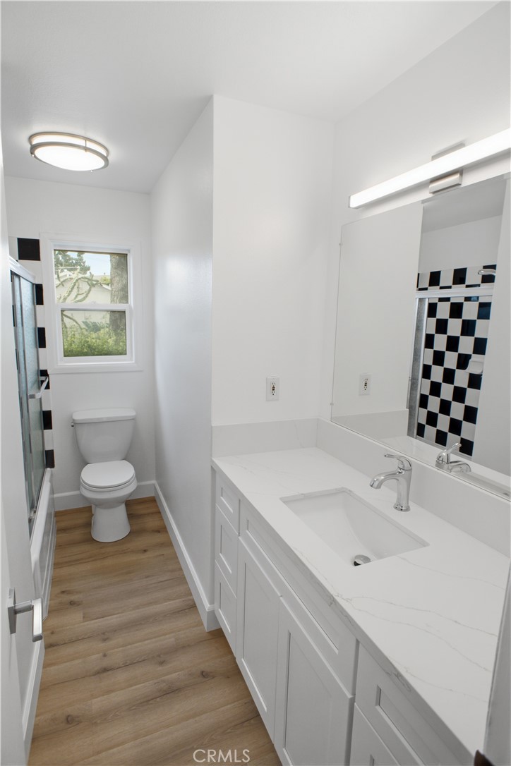 11340 Gladstone Property Photo 12