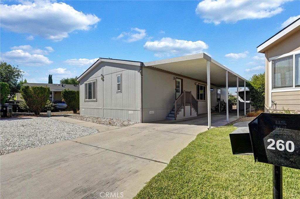 27361 Sierra Highway 260 Property Photo 1