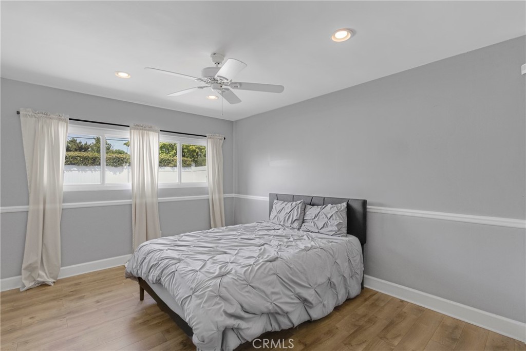 16512 Tupper Property Photo 23