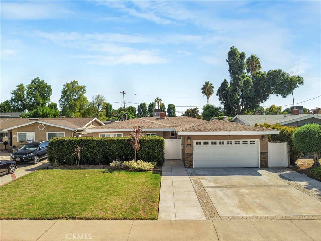 16512 Tupper Property Photo 31
